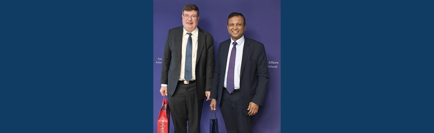Ambassador Hemant H. Kotalwar called on the Minister of Employment and Economic Affairs Mr. Arto Satonen.