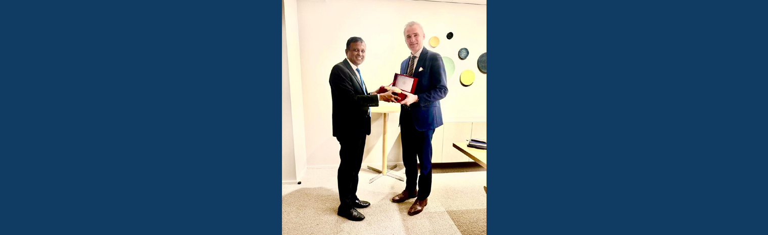 Ambassador Hemant H. Kotalwar called on the Minister of Education Anders Adlercreutz.
